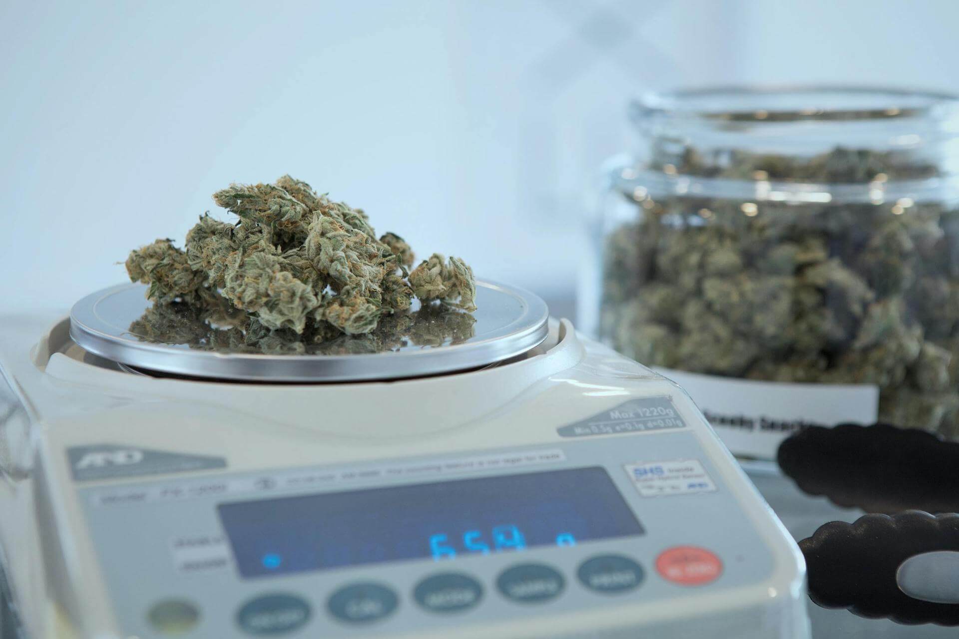 Weed Measurements: A Gram To An Ounce